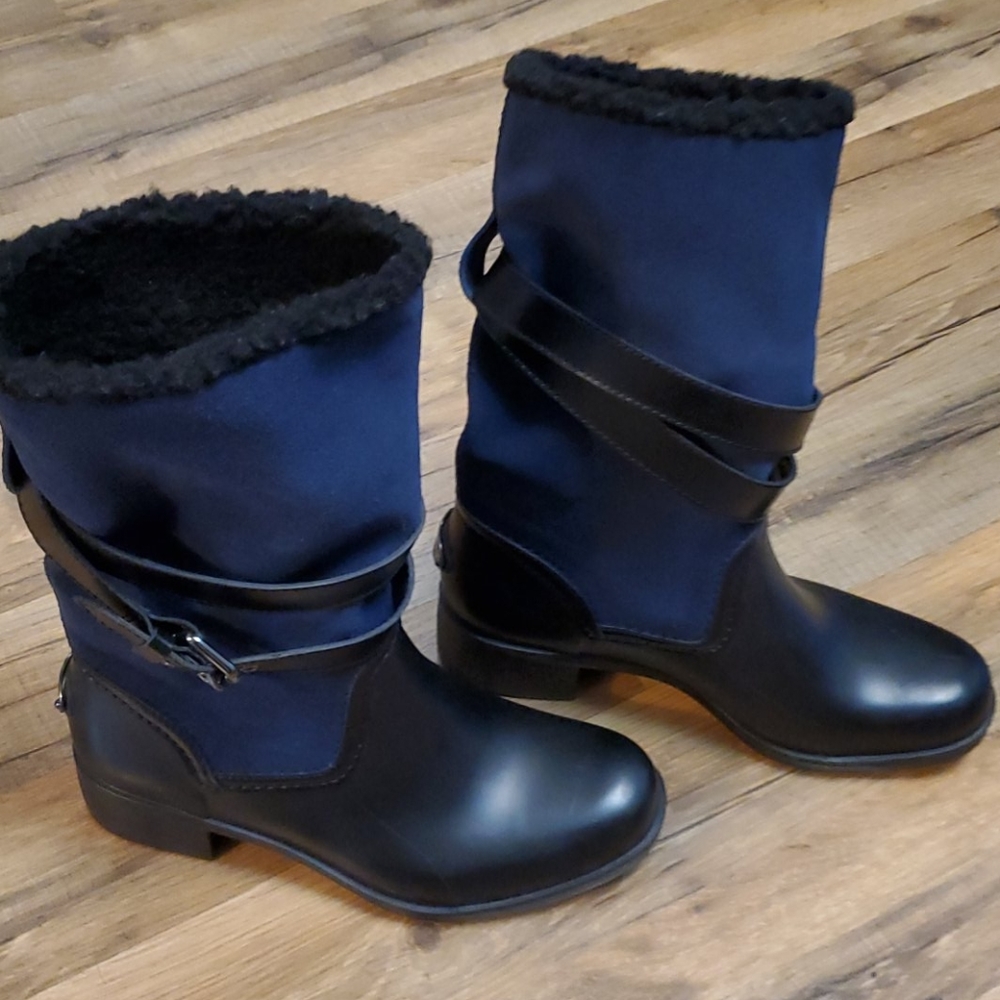 Coach Zena (hard to find) Navy Blue boots size 7